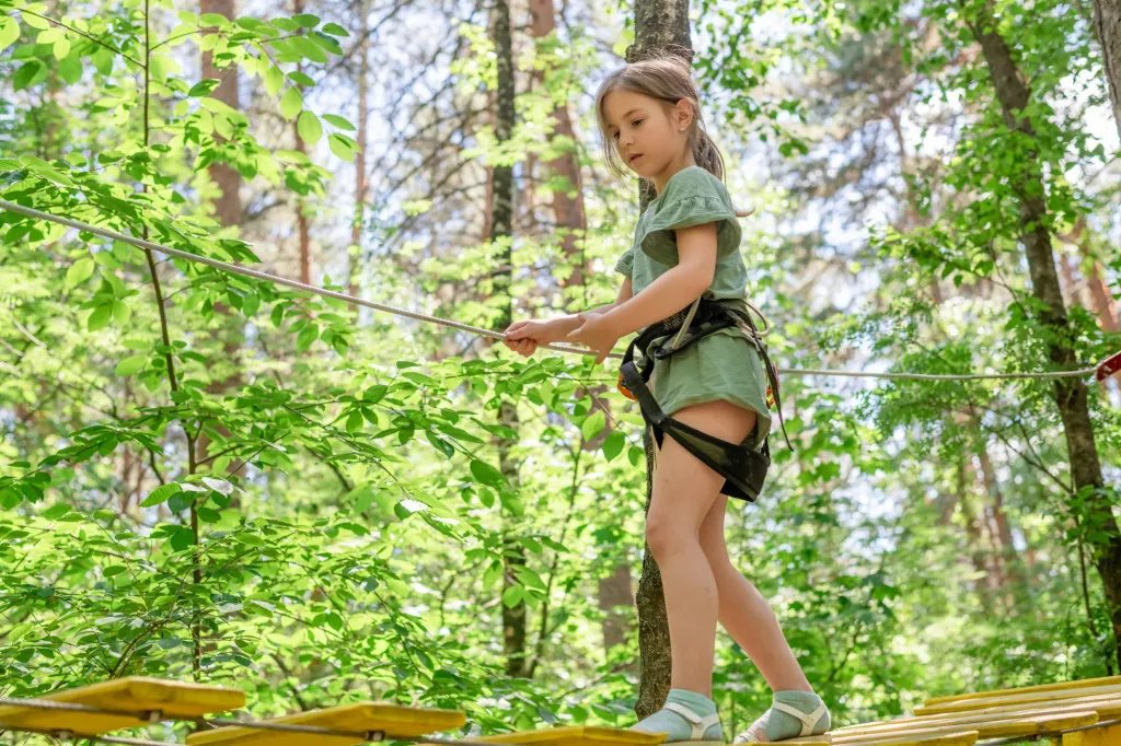 Avontuurlijk klimmen in de tuin van Prien am Chiemsee