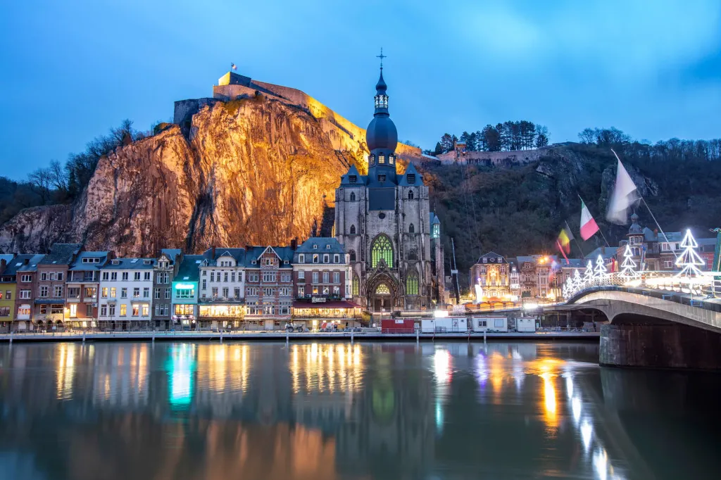 Dinant: gelegen bij de beroemde citadel