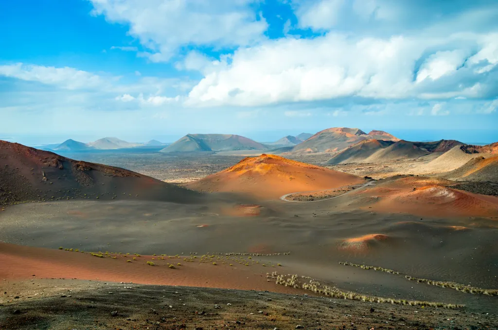 Hoe ziet het maanlandschap van Timanfaya eruit?