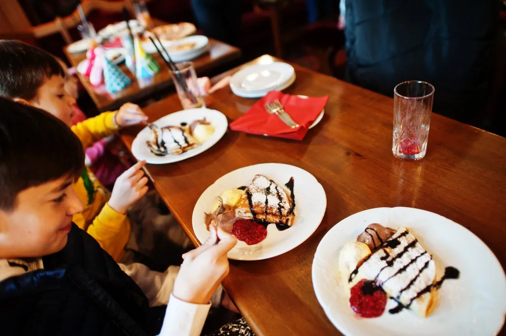 Waar kun je pannenkoeken eten bij molen 't Lam in Woudsend?