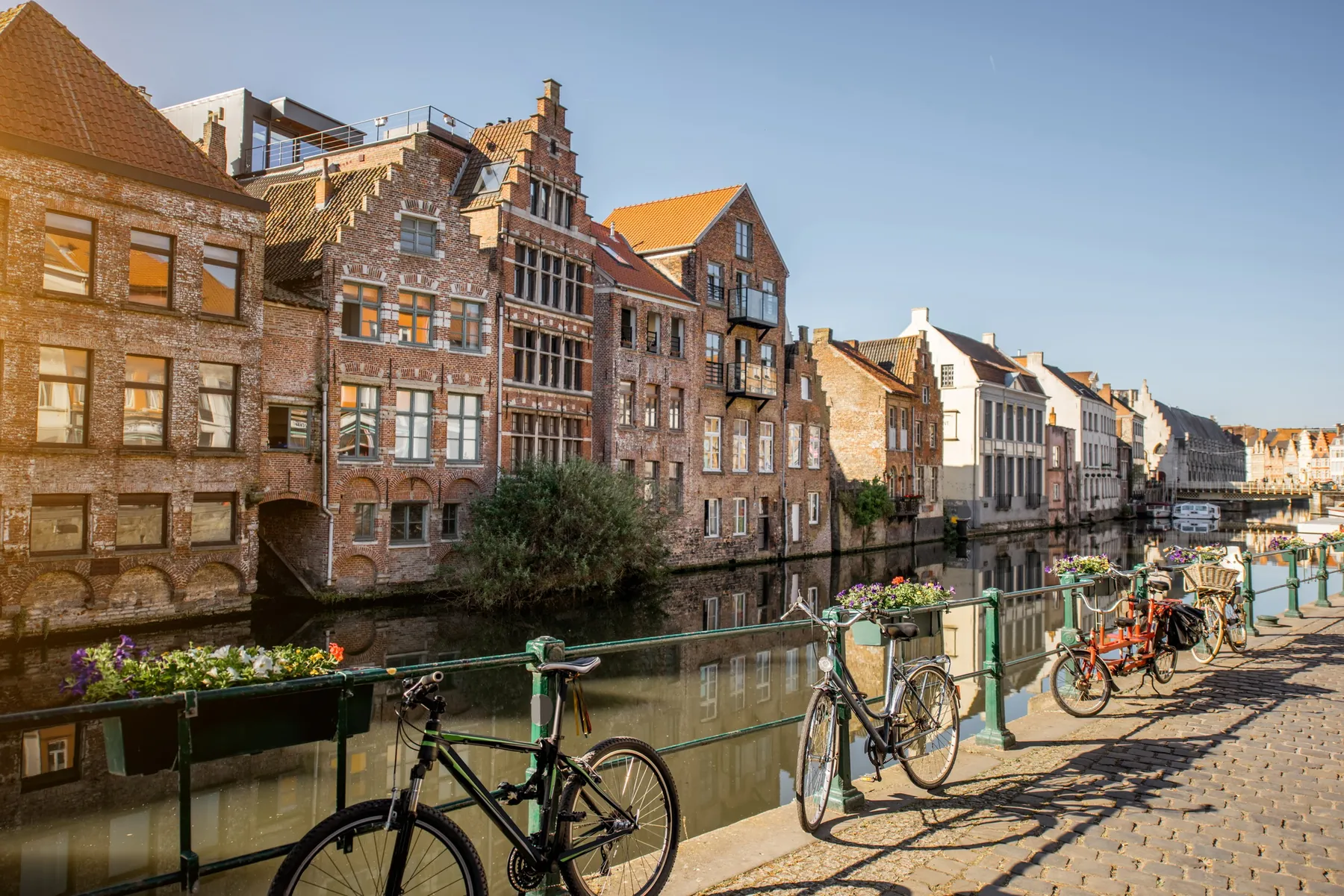De leukste wijken en pleinen van Gent om te ontdekken
