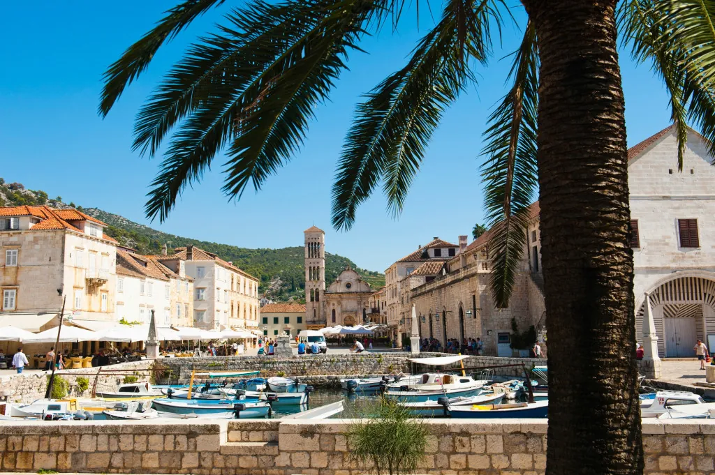 Waarom de kathedraal van Hvar bezoeken?