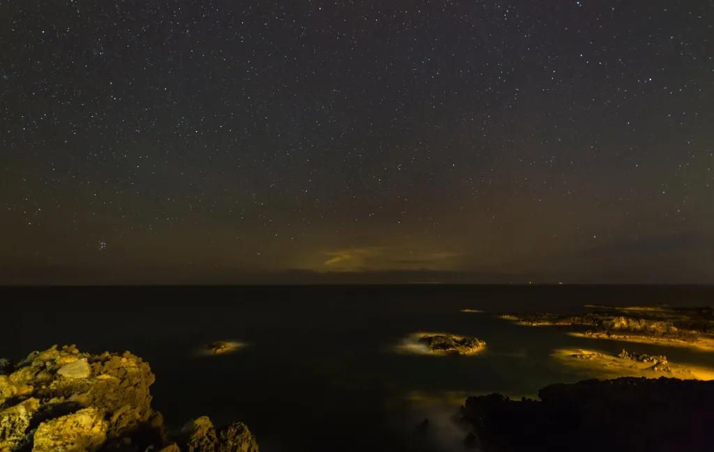 Koepels van de sterrenwacht op La Palma