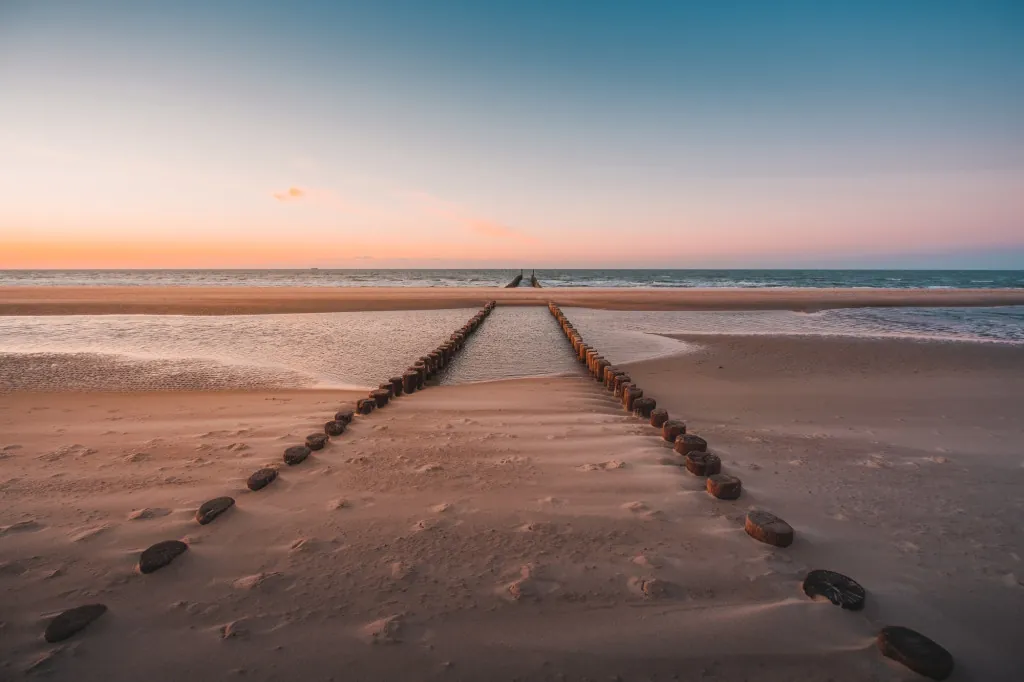Rustig en schoon strand bij Oostkapelle