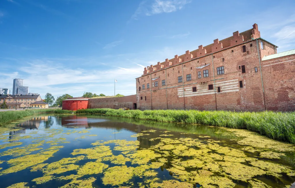 Hoe bezoek je het kasteel van Malmö?