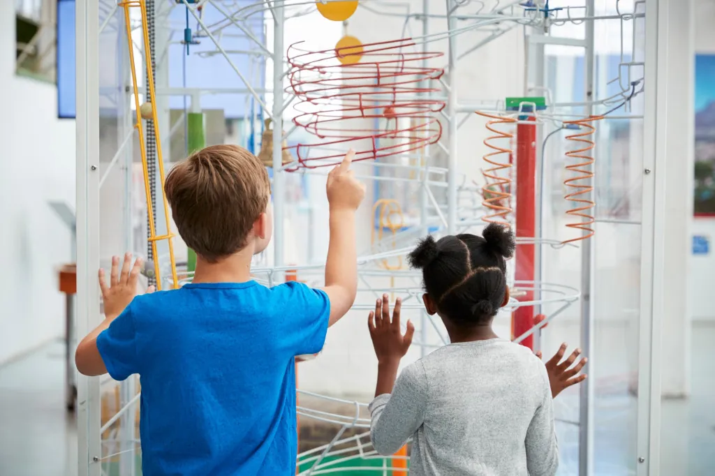 Wat biedt Cité des Sciences et de l'Industrie?