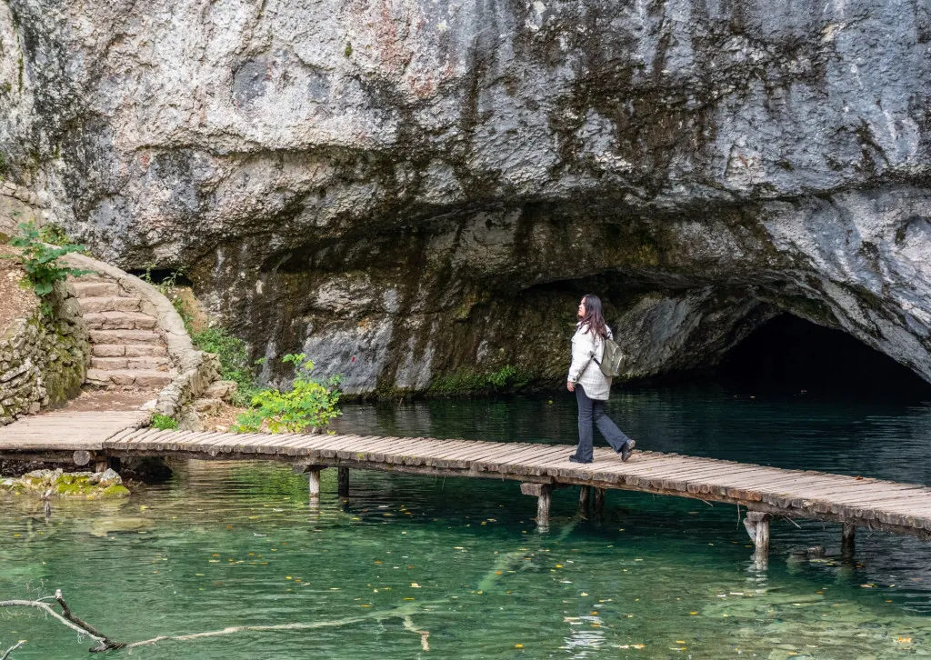 Unieke grotten van het nationaal park Plitvicemeren