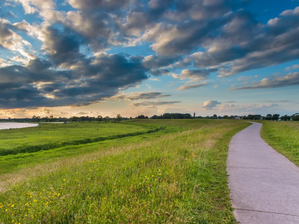 Fietsen en wandelen door De Peel: stiltegebieden en vergezichten