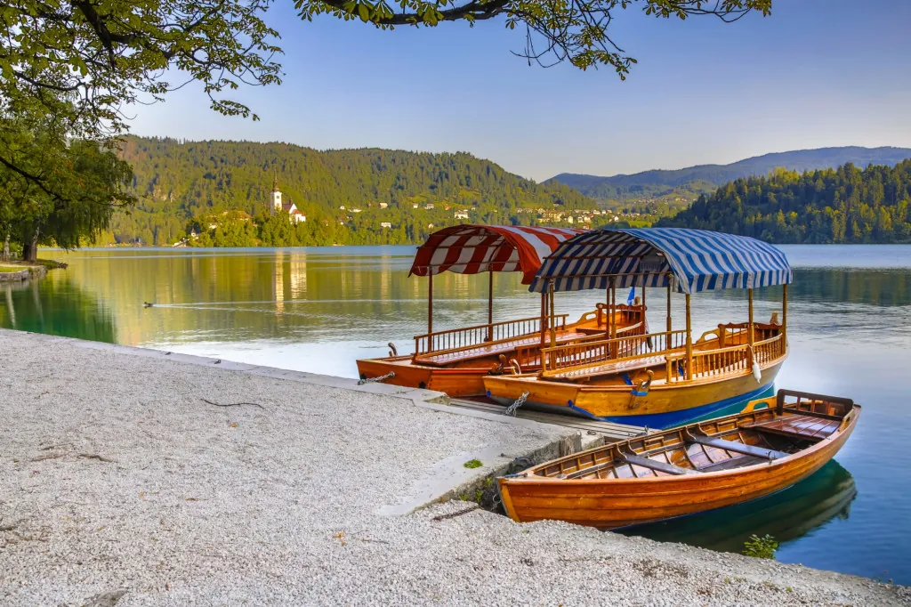 Traditionele Pletna boottochten op het Meer van Bled