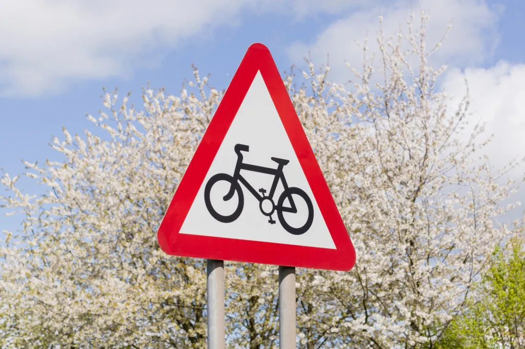 Fietsen door de Zak van Zuid-Beveland in bloesemtijd
