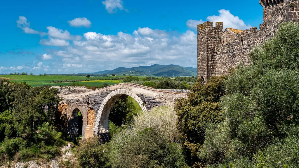 Vulci's archeologisch park: Etruskische vondsten en historie