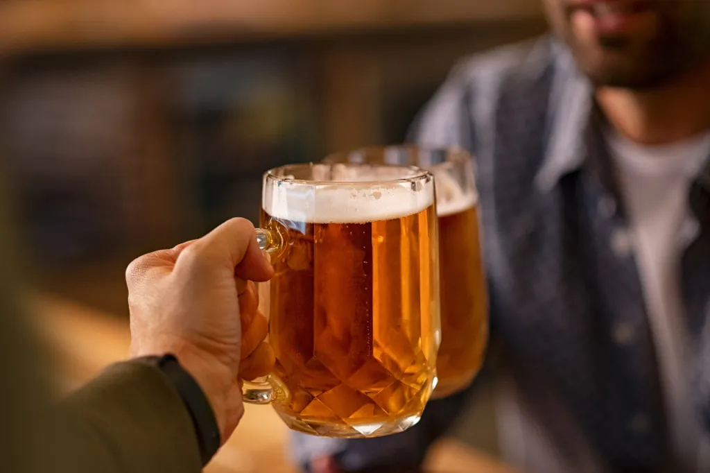 Biertje drinken in een Beierse biergarten