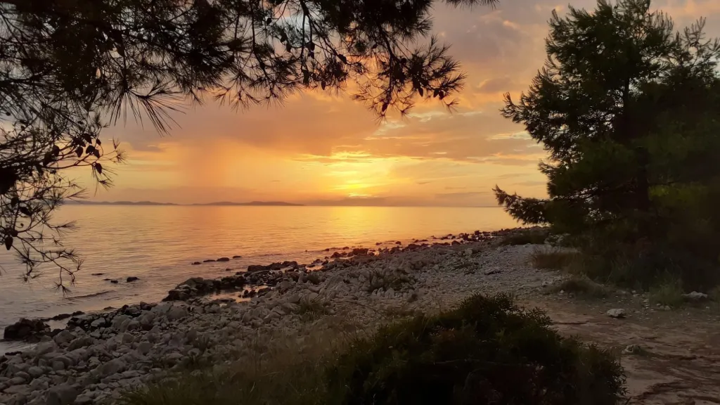 Zonsondergangen en jachthaven in Punat bewonderen