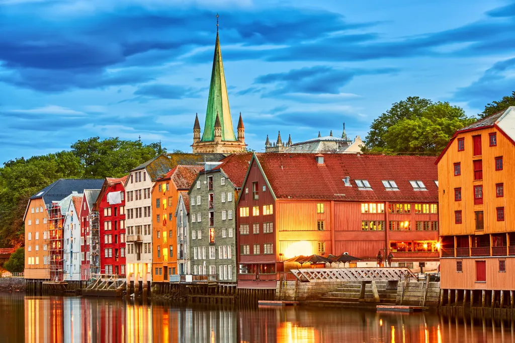 Welke historische plekken zijn er in Trondheim?