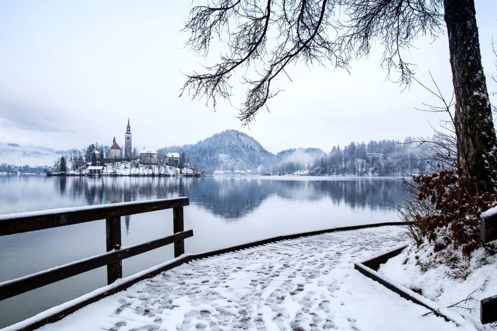 Winteractiviteiten rond het Meer van Bled