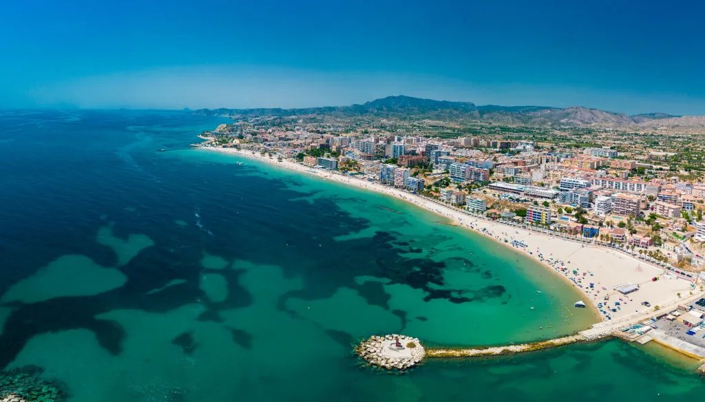Hoe lang is de route langs de boulevard van Alicante