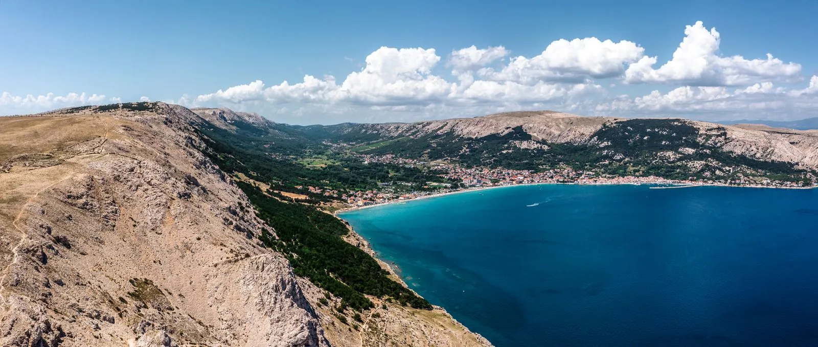 Wandelroutes op het Vrbnik-plateau