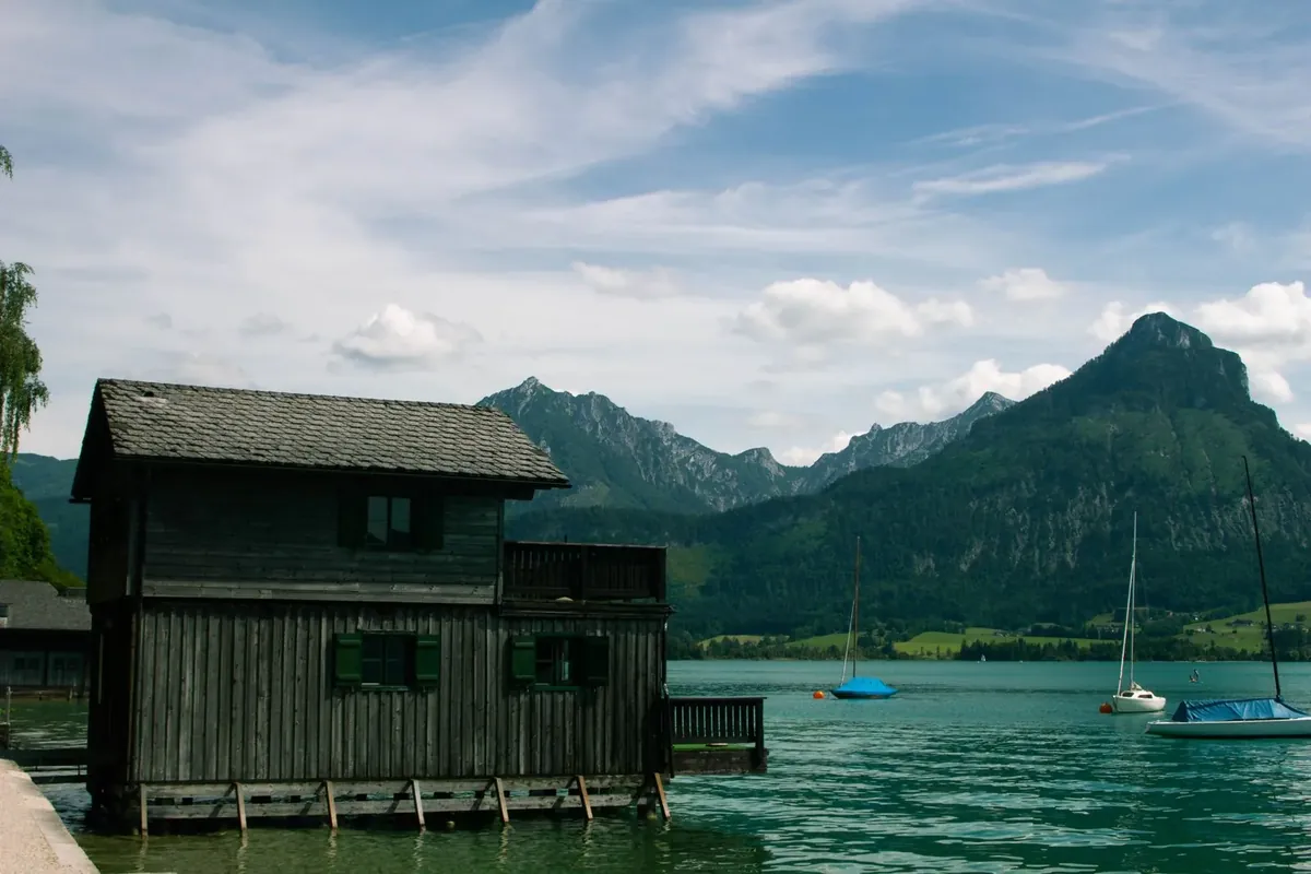 Strobl