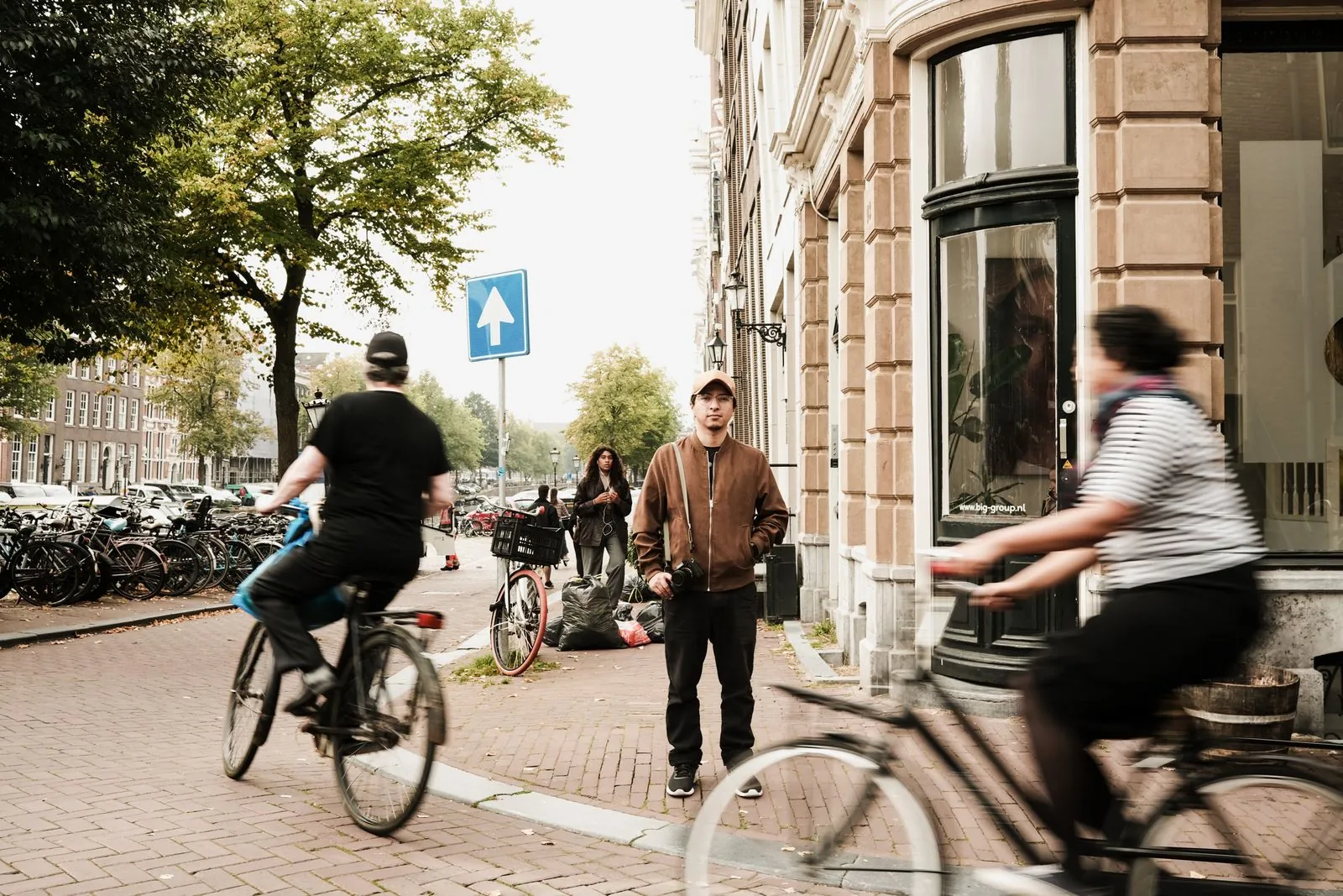 Zijn er leuke routes voor wandelen of fietsen buiten Amsterdam