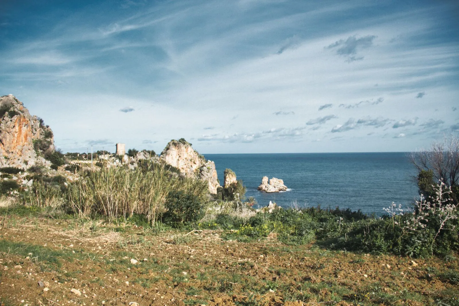Wandelen langs de wilde kust van Capo Vaticano