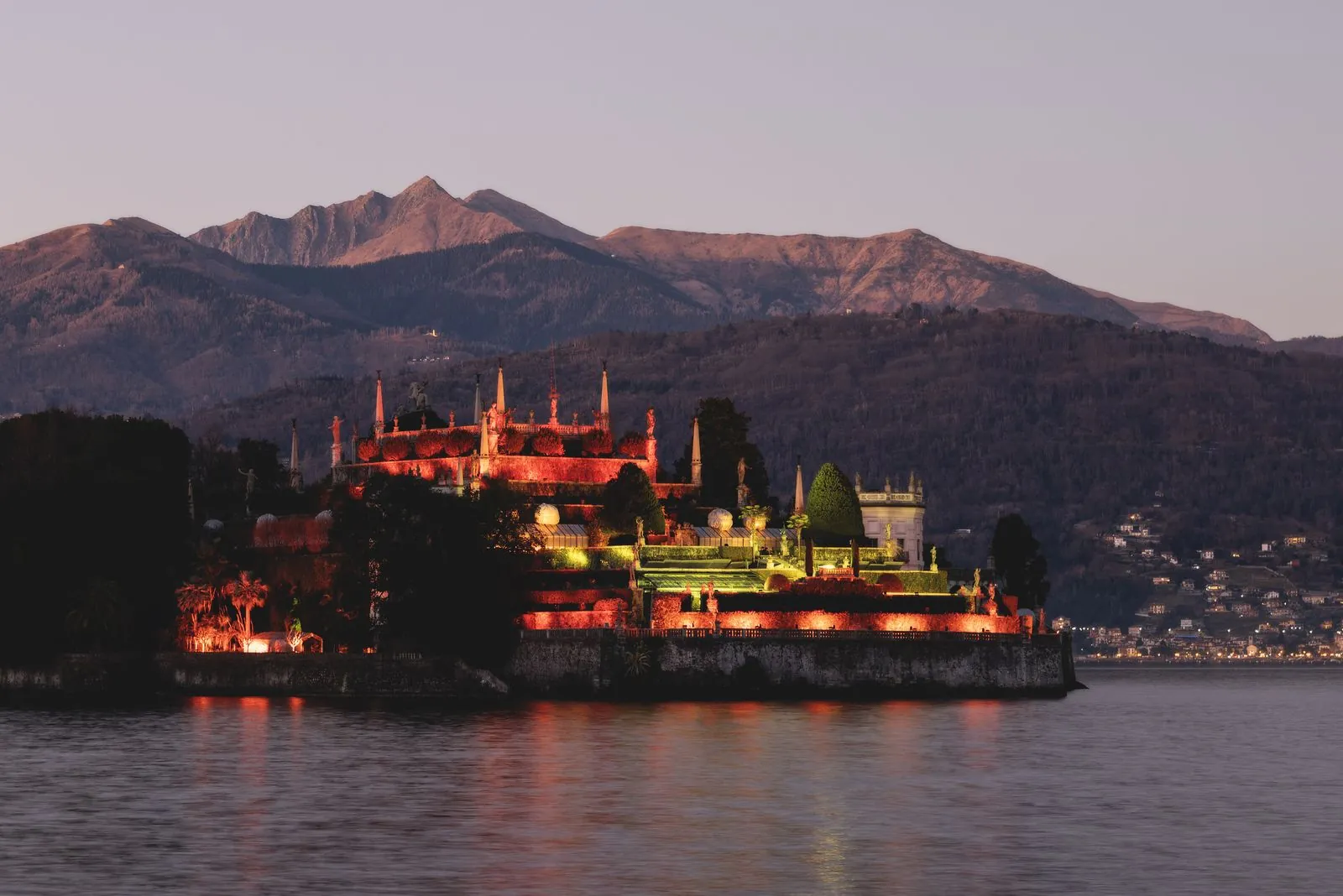 Rondvaart op het Lago Maggiore: van Stresa naar de Borromeïsche eilanden