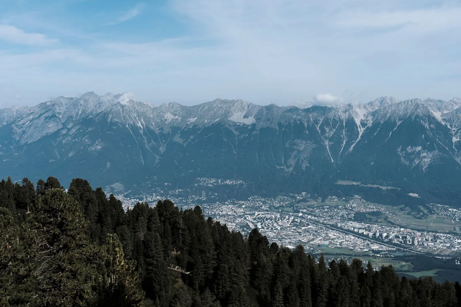 Wandelen over de Zirbenweg: panoramisch uitzicht over Innsbruck
