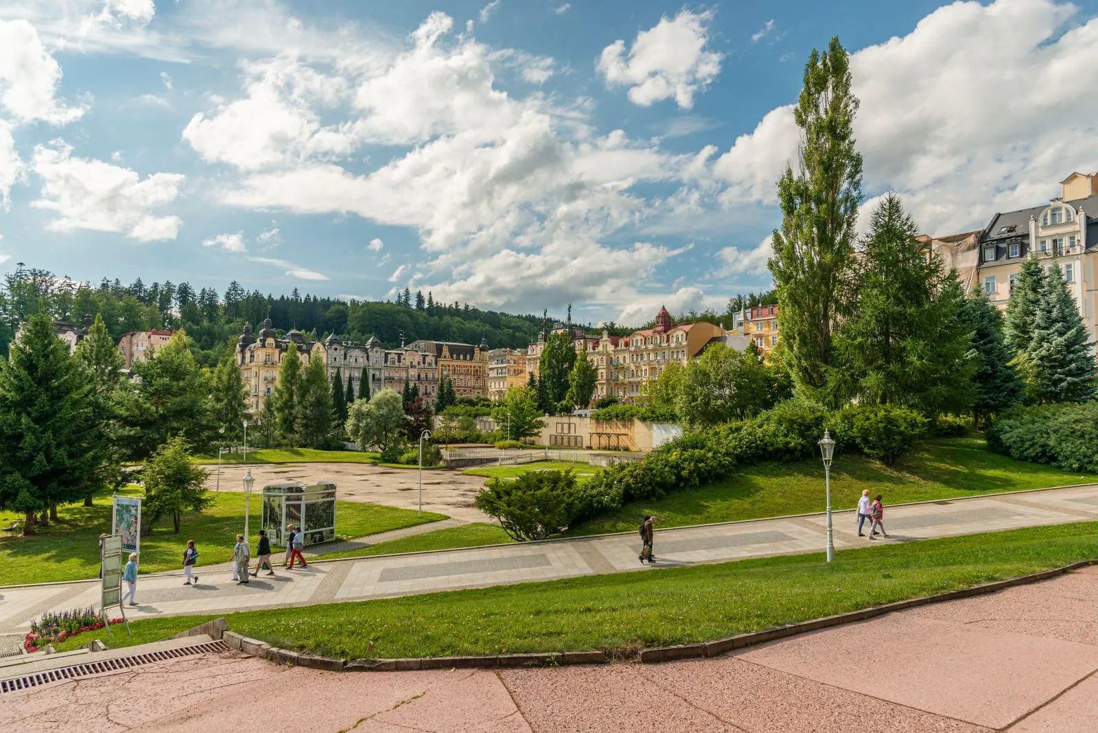Wat biedt attractiepark Mirakulum voor kinderen?