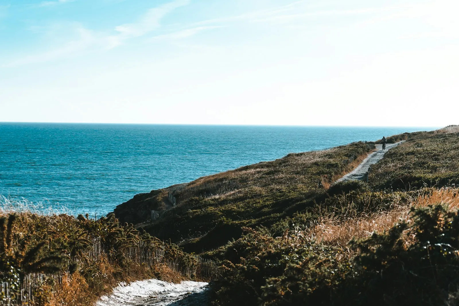 Surfen te midden van Donegals ruige natuur