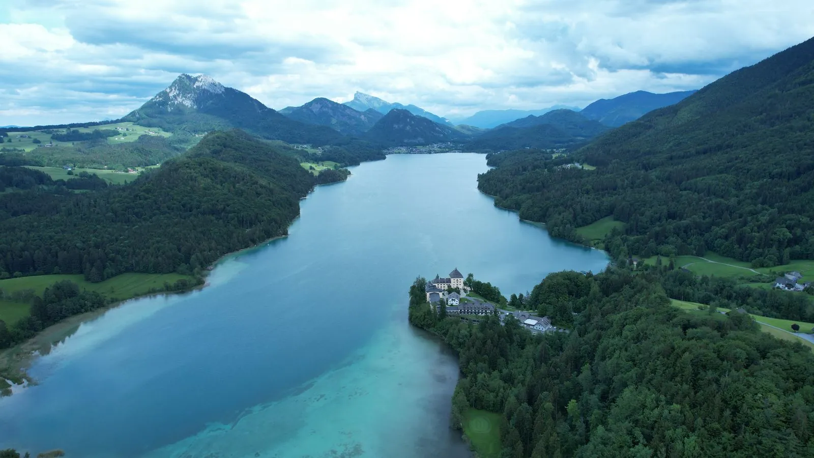 Wandelen rond de Fuschlsee, natuur en vergezichten