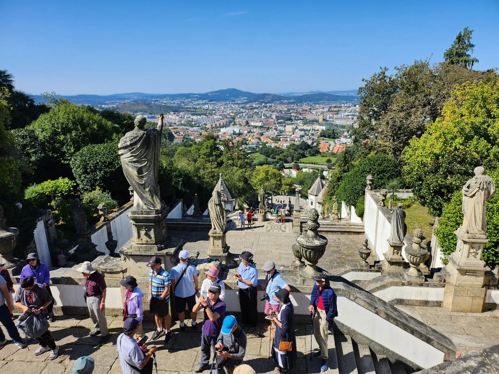 Het panoramische uitzicht vanaf de top van Bom Jesus do Monte