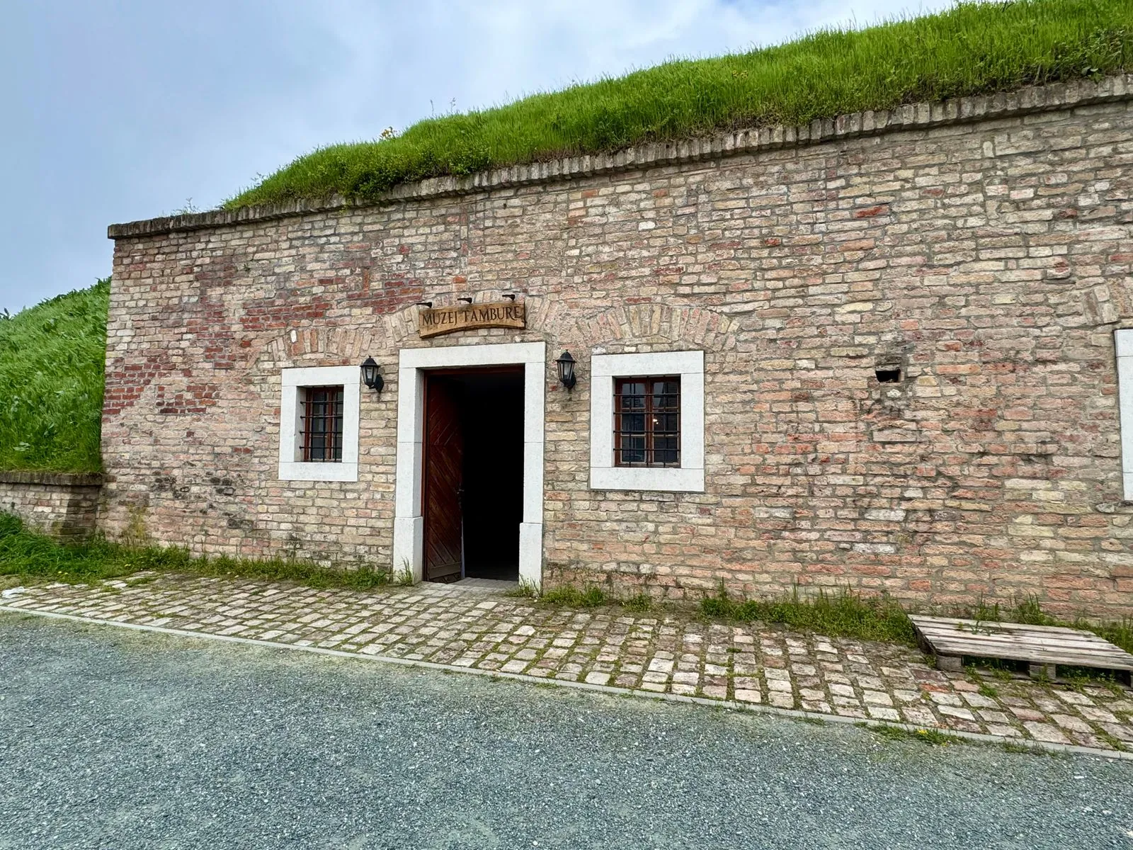 Cultuur snuiven in het Požega stads museum