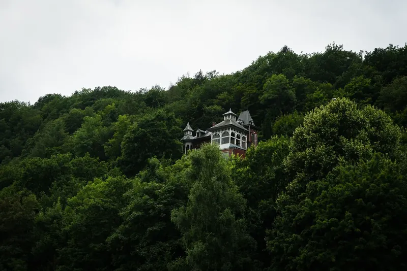 La Maison des Ailleurs