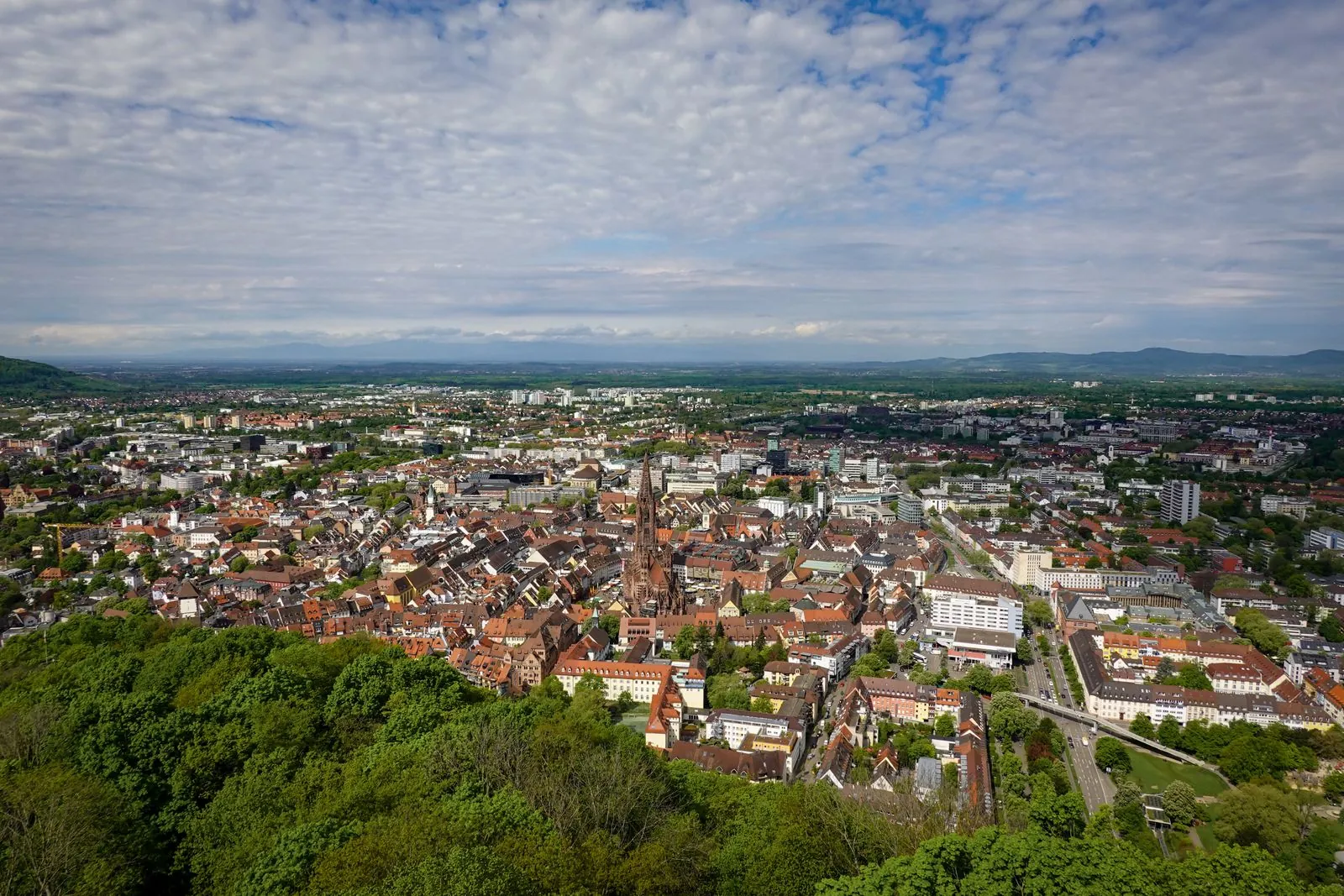Het indrukwekkende uitzicht vanaf de Schlossberg