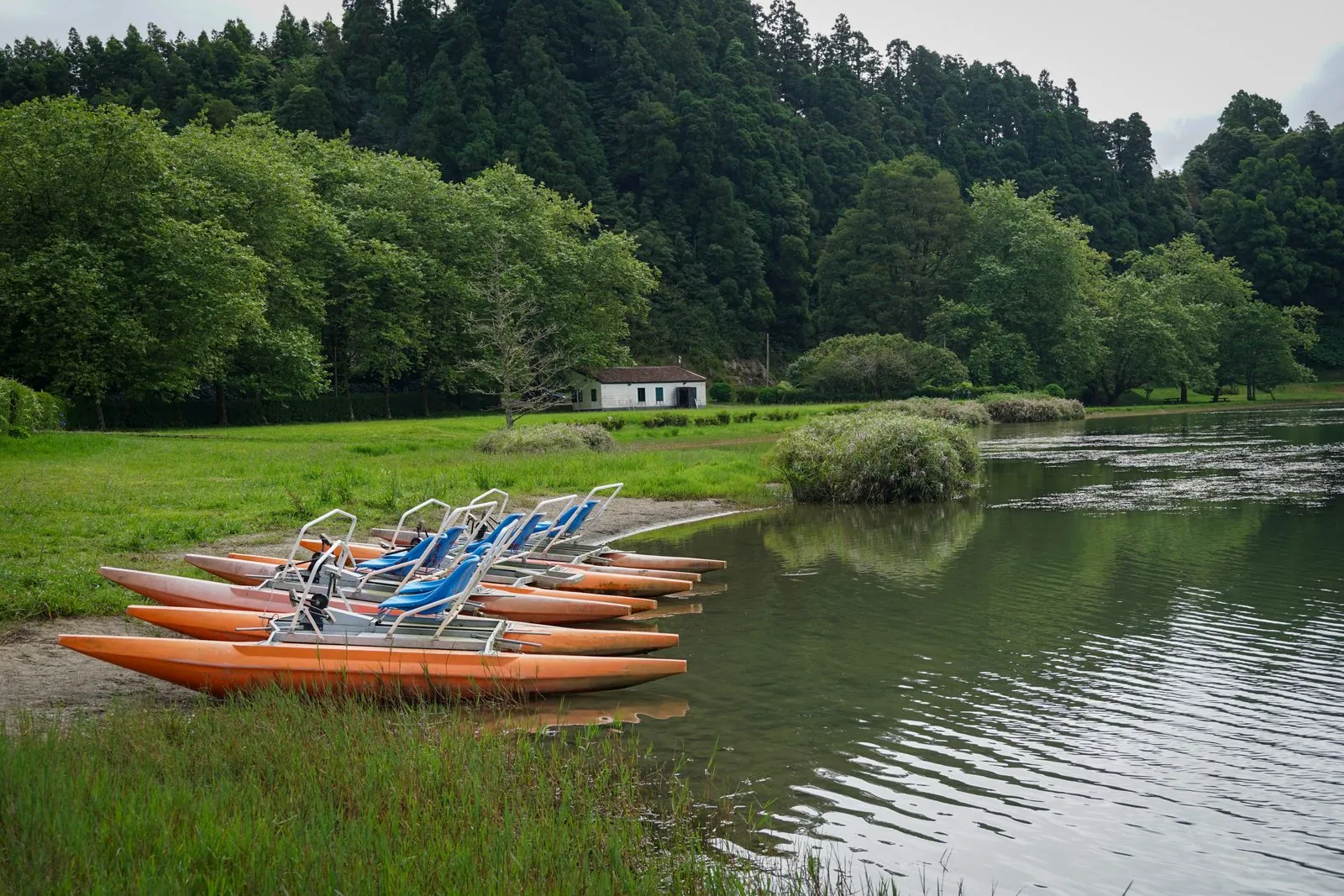 Wandelen langs de warmwaterbronnen van Furnas