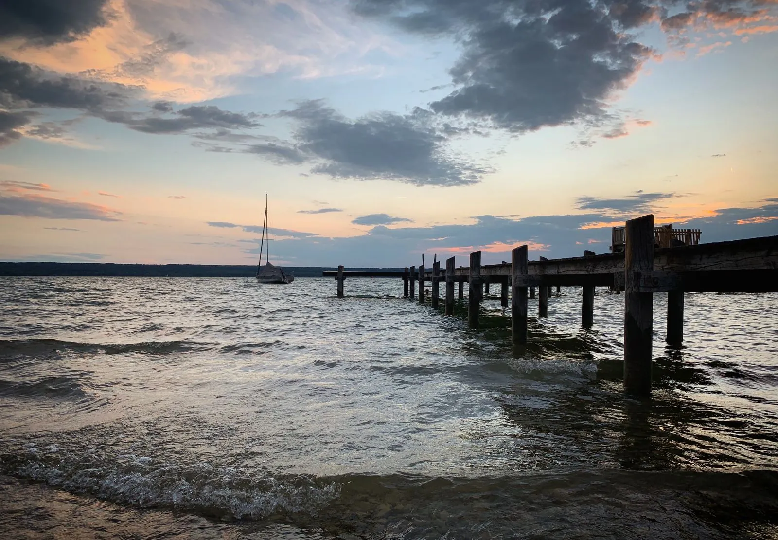 Zeilen op het meer van Starnberg