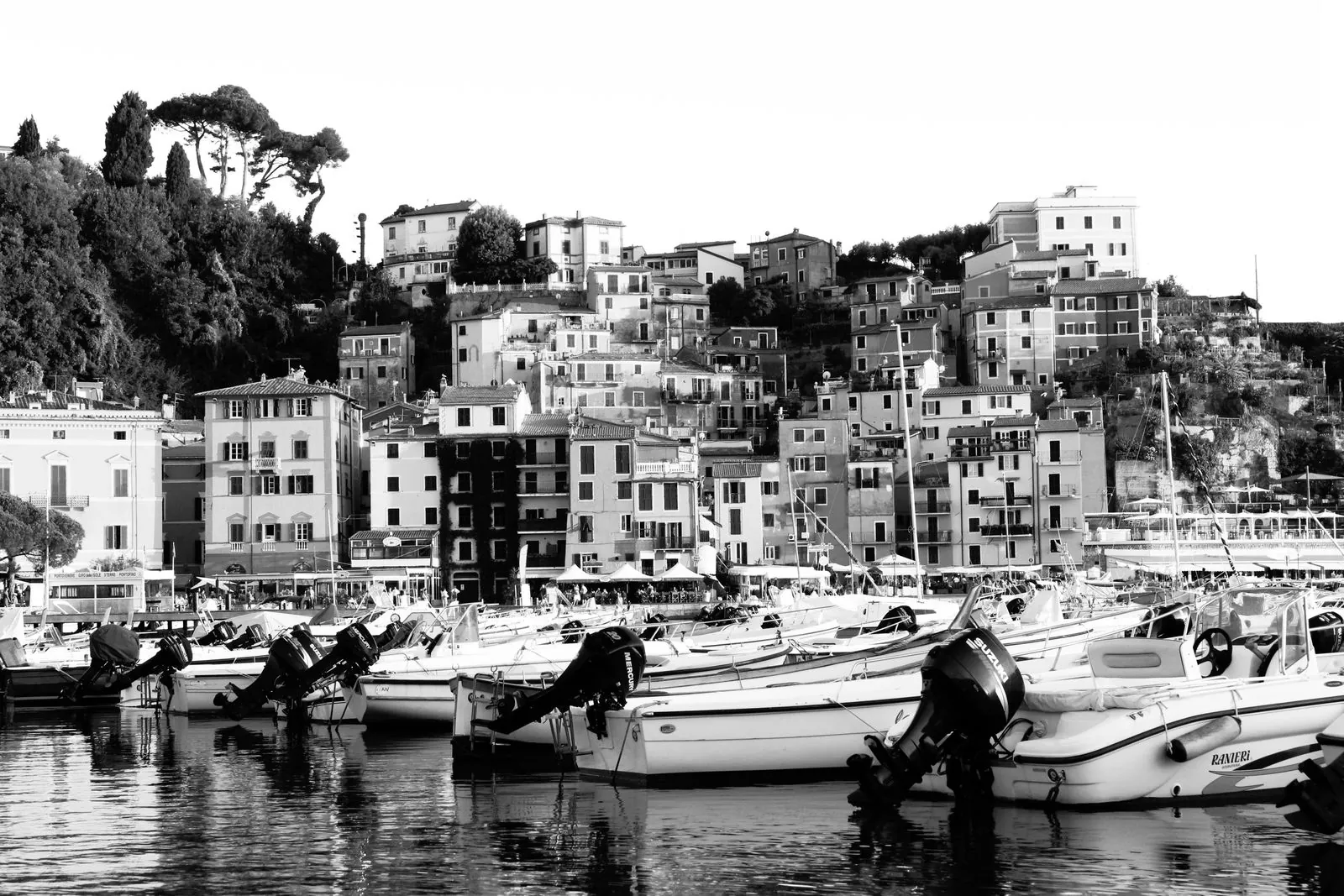 Het  dorpje Lerici en zijn kasteel