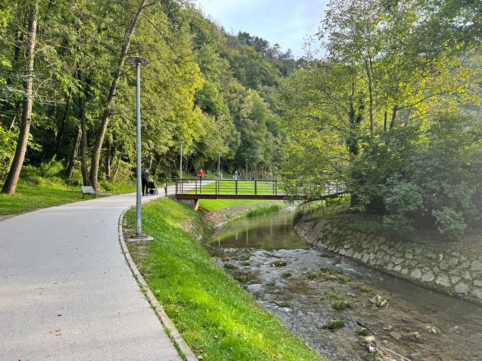Wat zijn de mooiste wandelroutes door Zagreb