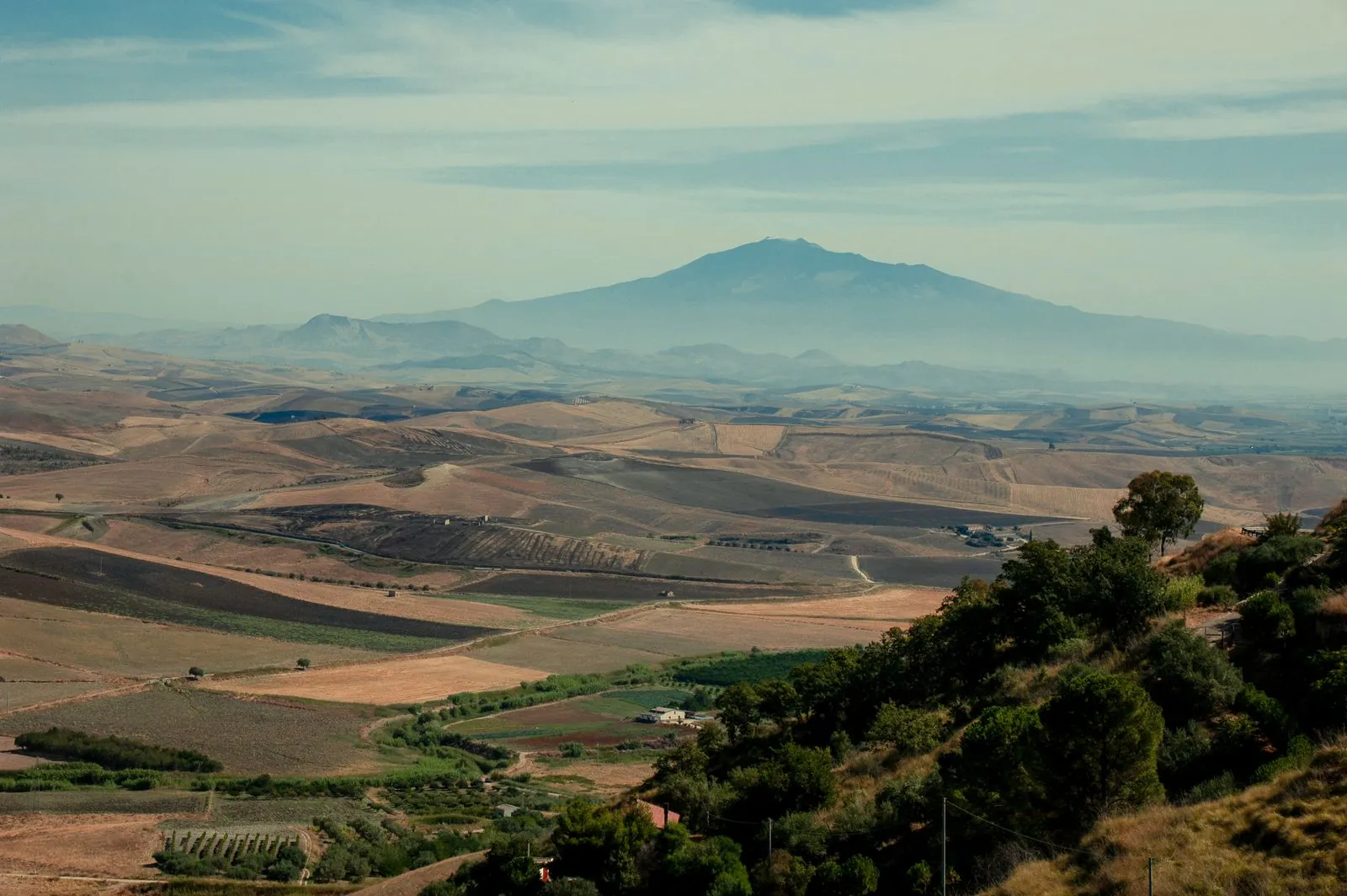 Waar kun je wandelen in de natuur buiten Catania