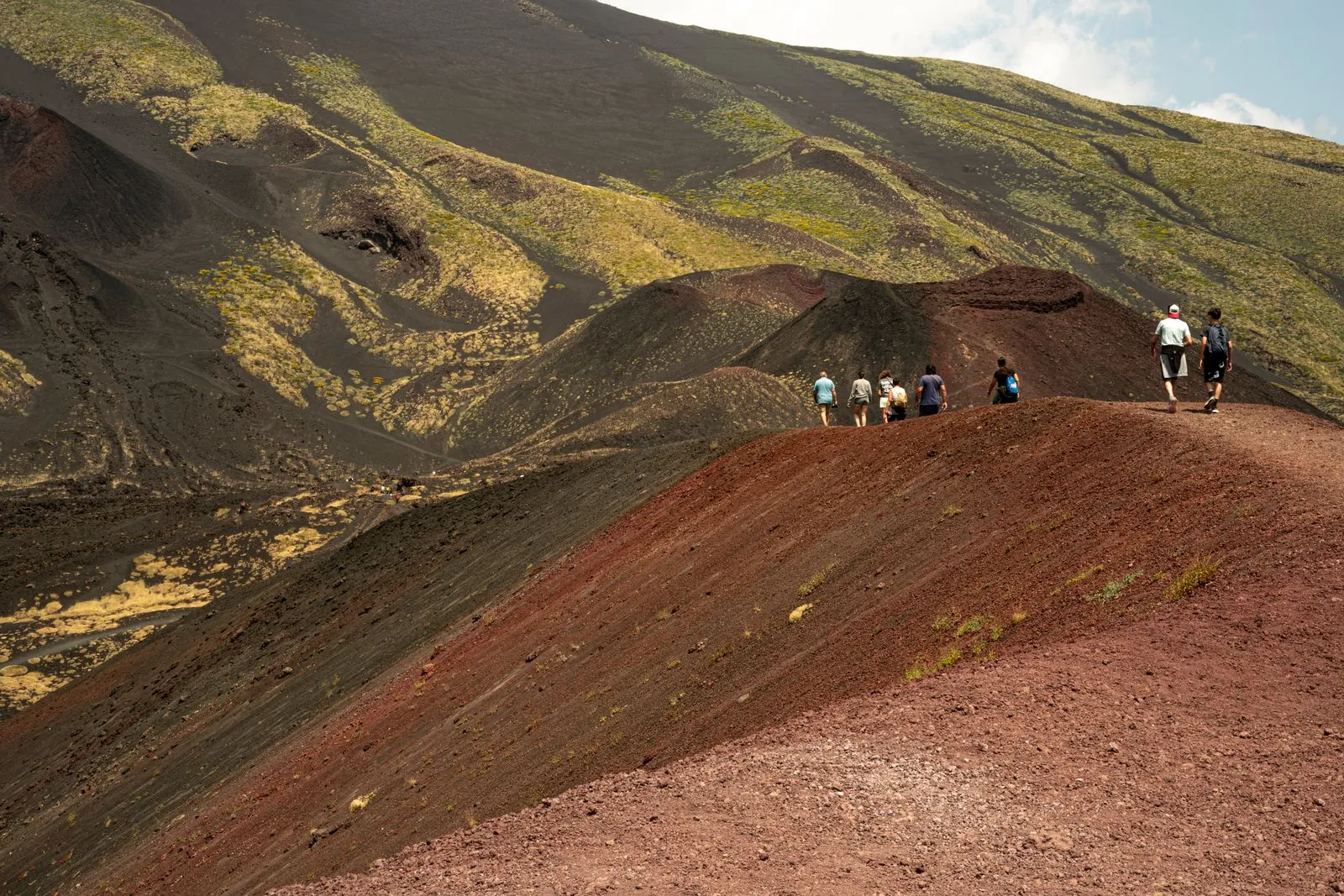 Kindvriendelijke wandelroutes aan de voet van de Etna