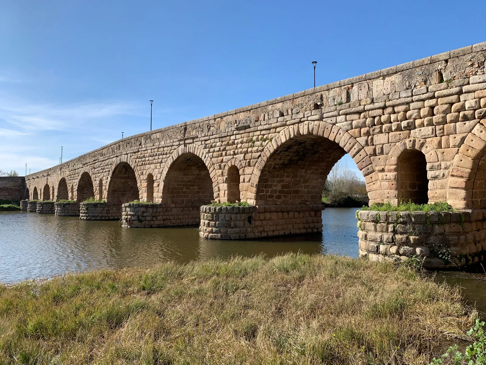De Romeinse brug over de rivier de Guadiana in Mérida