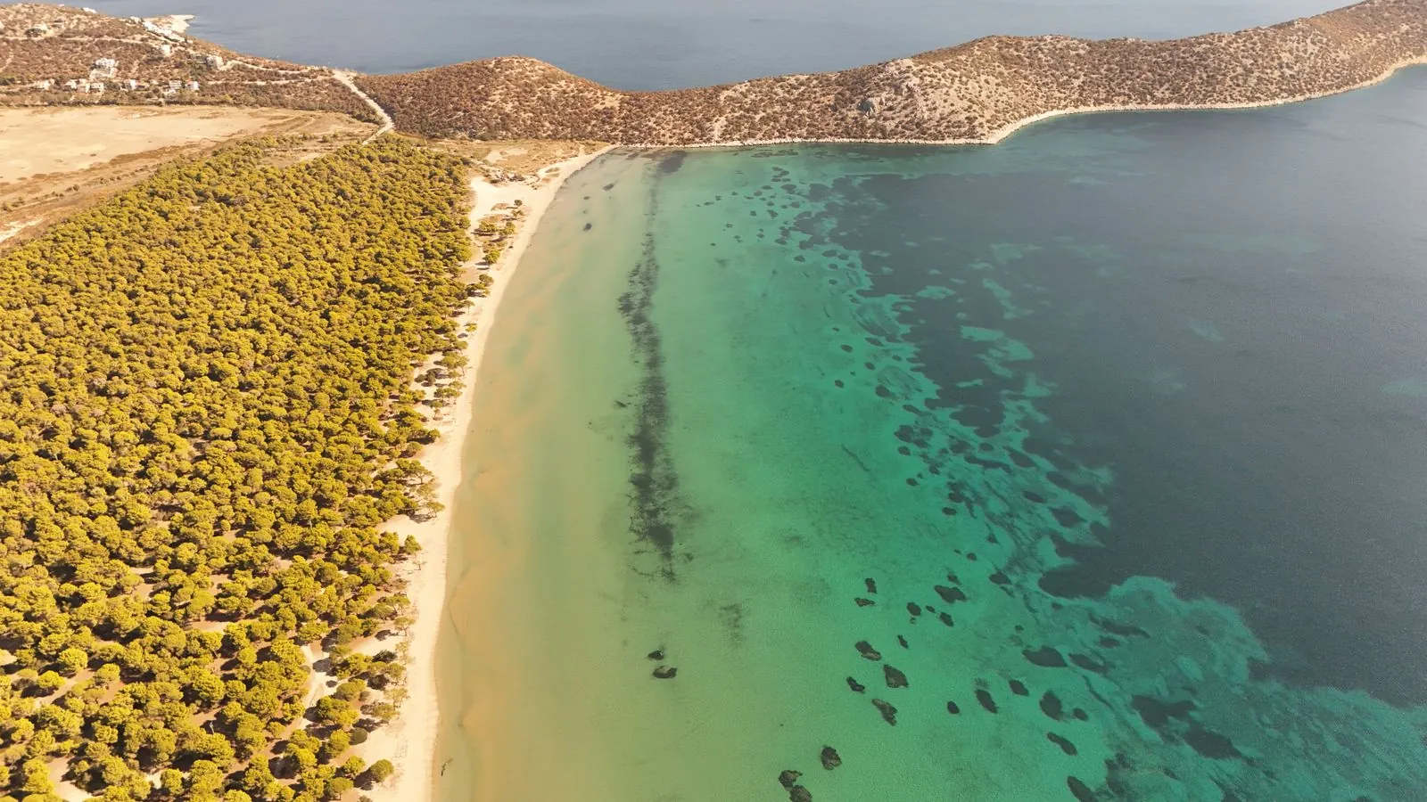 De stranden van Attica: van Vouliagmeni tot Schinias