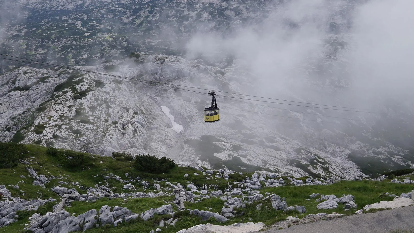 Met de kabelbaan naar de top van de Dachstein