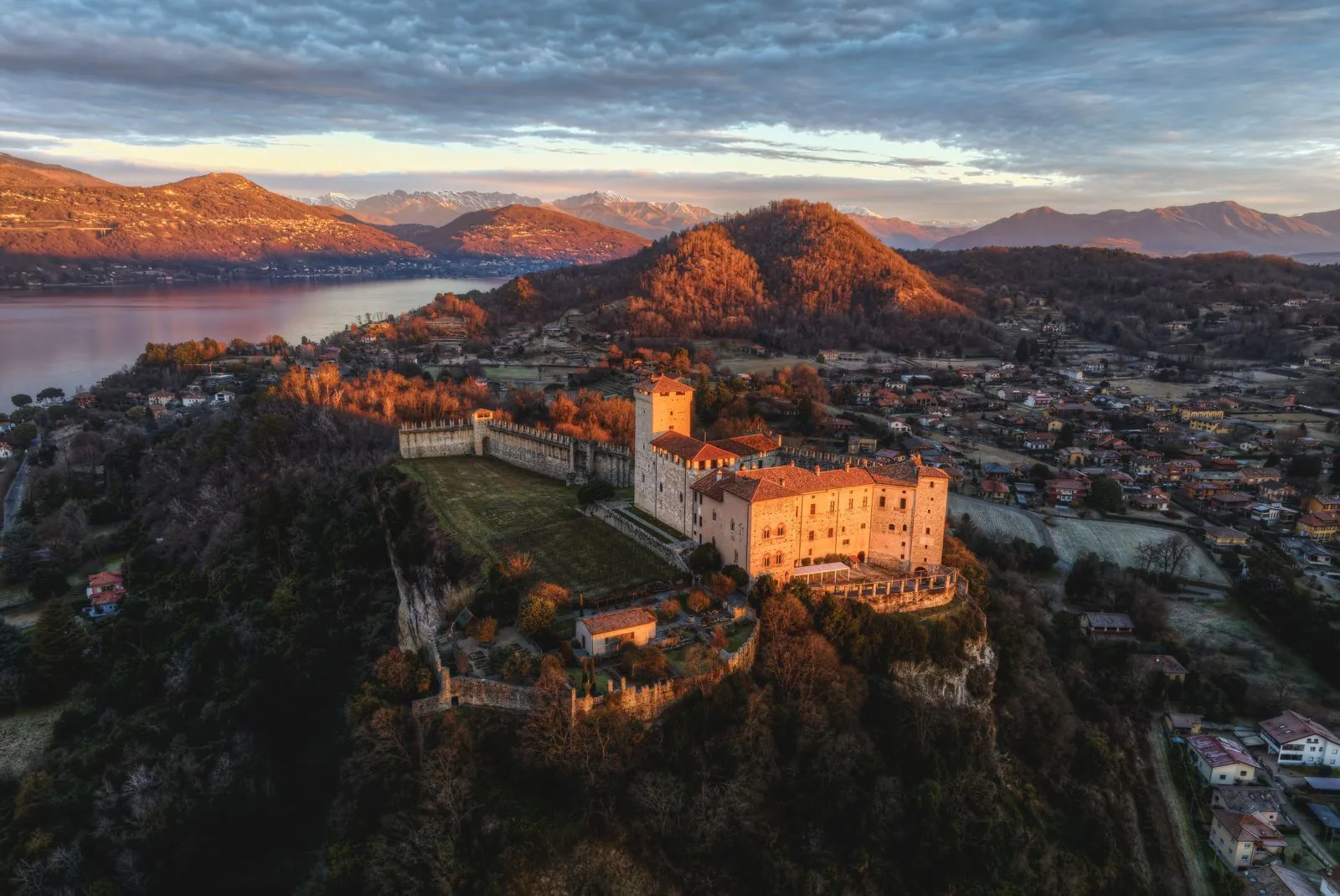Uitzicht vanaf Rocca d'Anfo