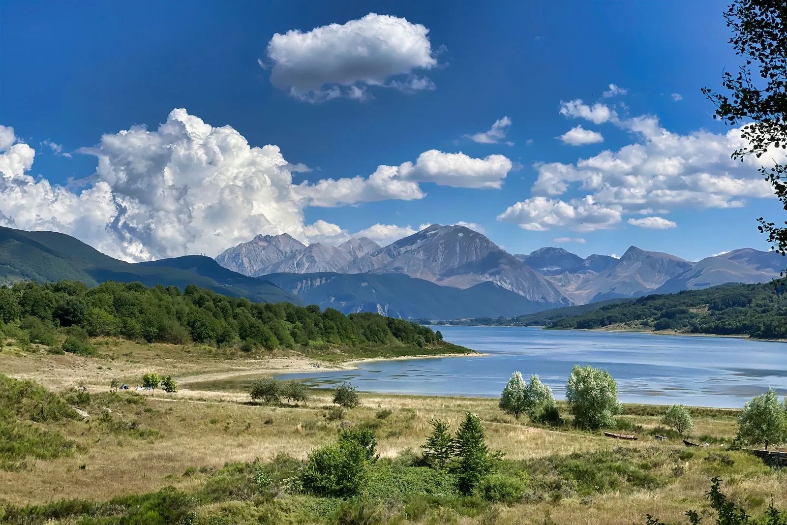 Het betoverende landschap van het Trasimeense Meer