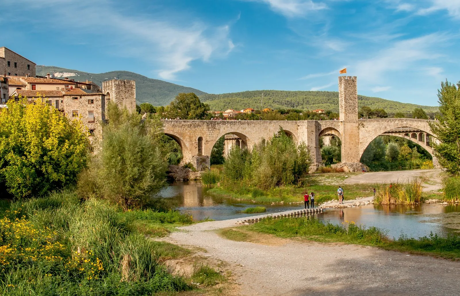 Het middeleeuwse stadje Besalú verkennen