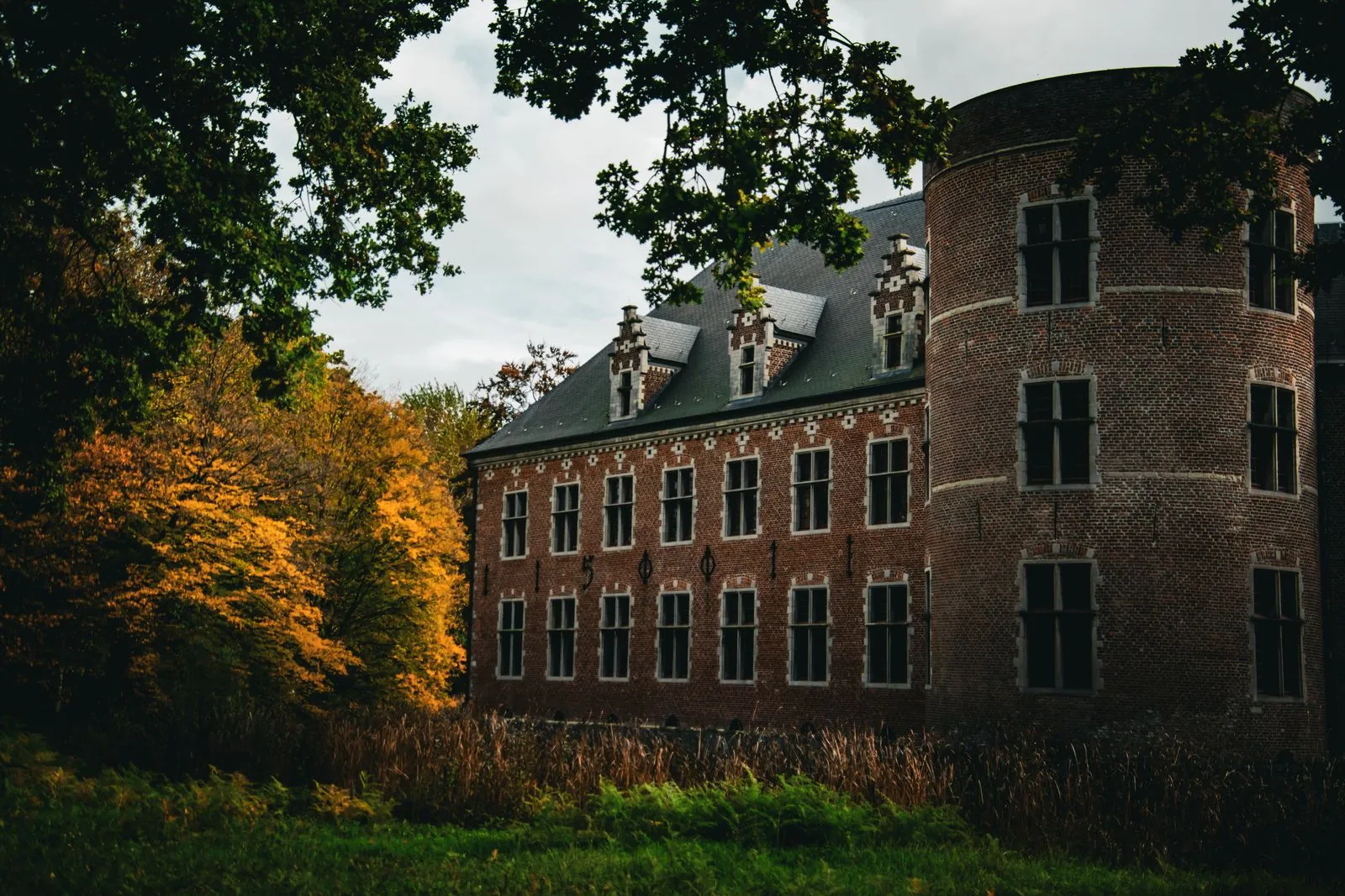 Hoe ziet het kasteel van Gaasbeek eruit?