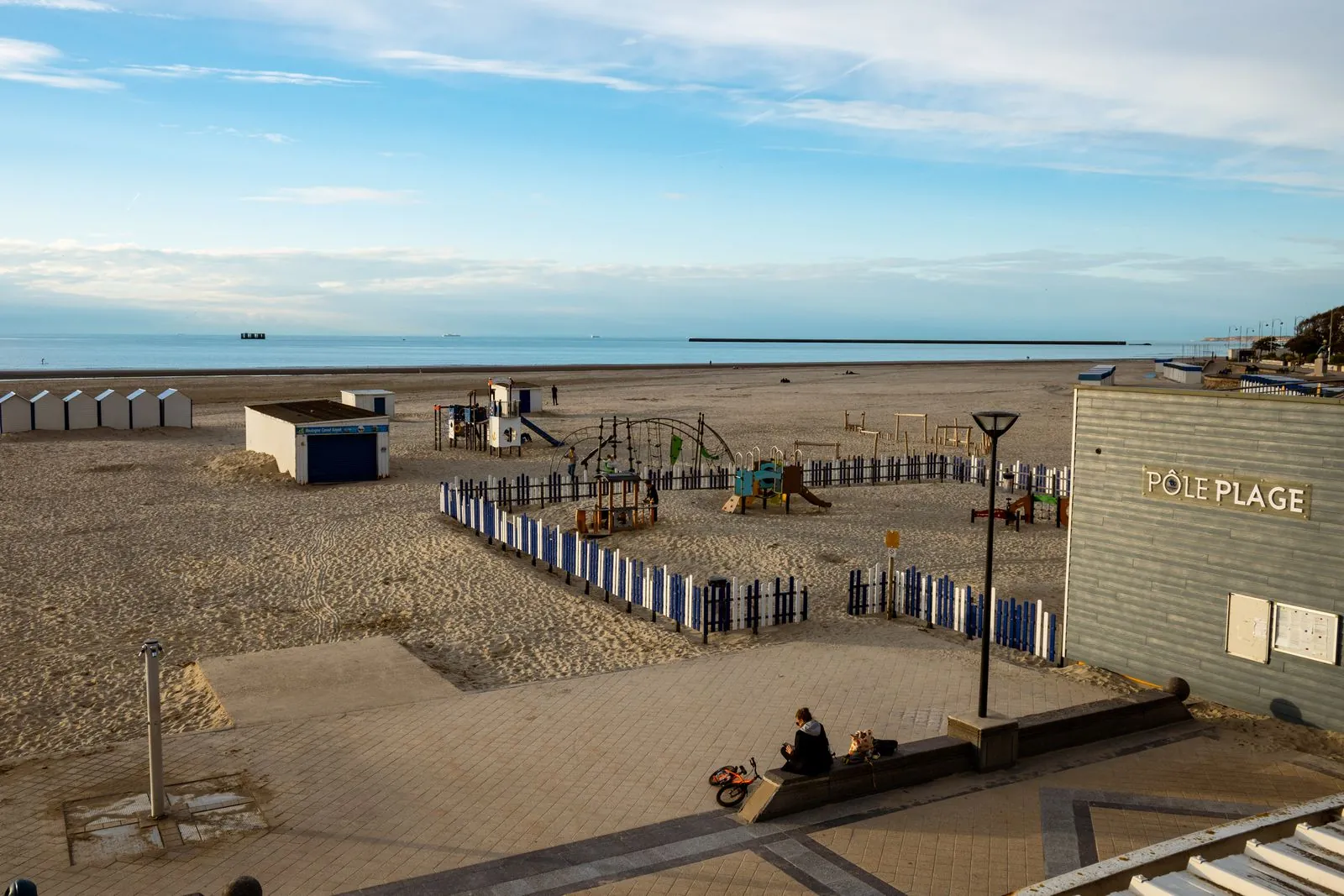 Waar vind je het brede strand van Valras-Plage?