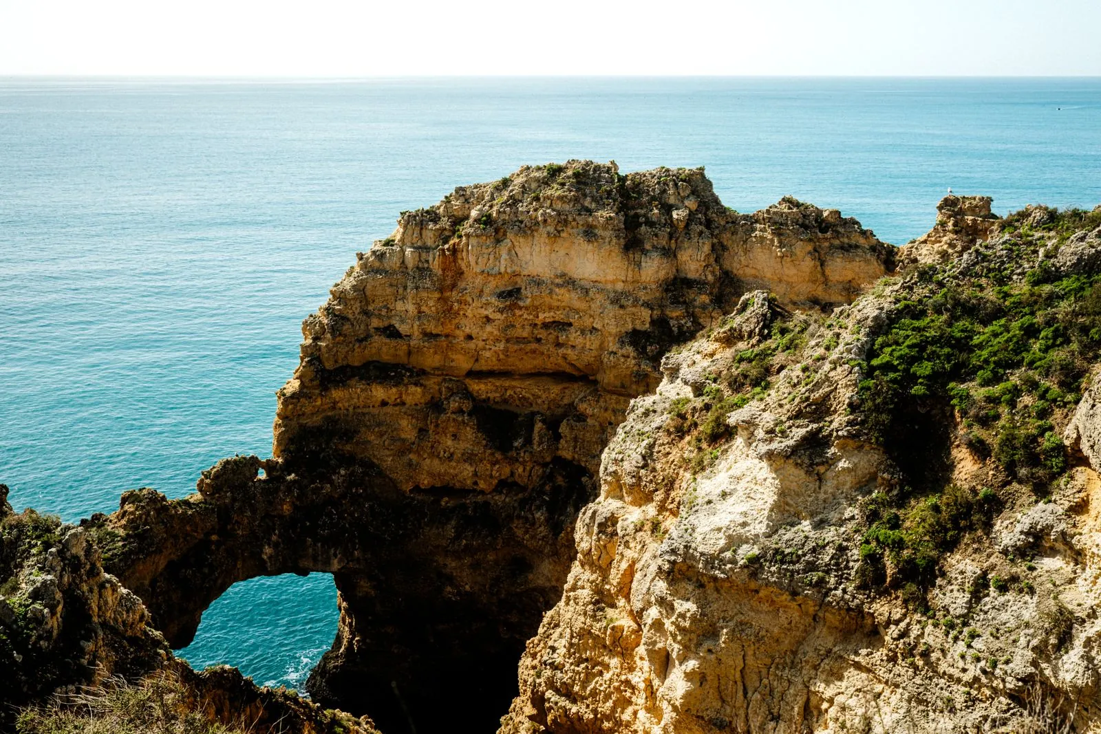 Wat maakt de kliffen van Ponta da Piedade bijzonder?