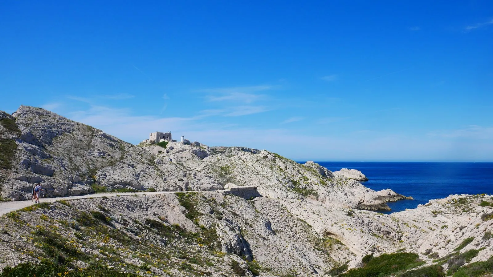Waar kun je wandelen zonder veel toeristen in Marseille