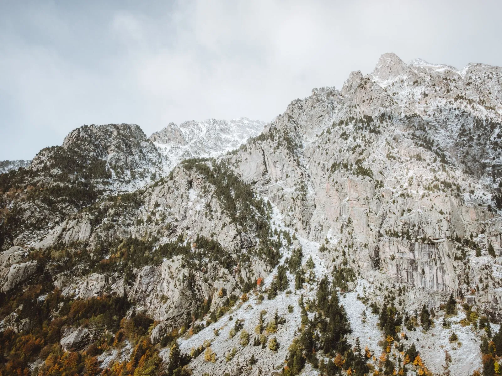 Wandelen in de Pyreneeën: het Nationaal Park Aigüestortes i Estany de Sant Maurici